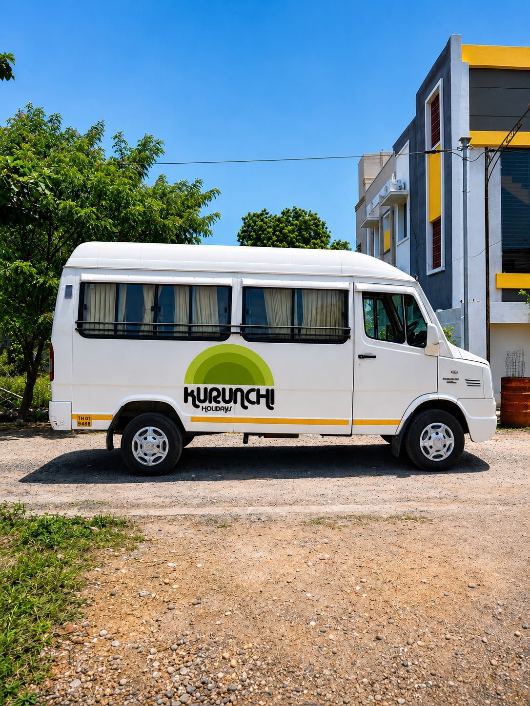 14-Seater / 18-Seater Traveller - for large families, corporate outings, or tourist groups